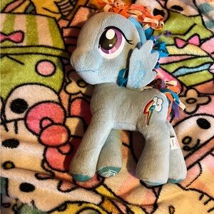 My little pony rainbow dash 2012 plush